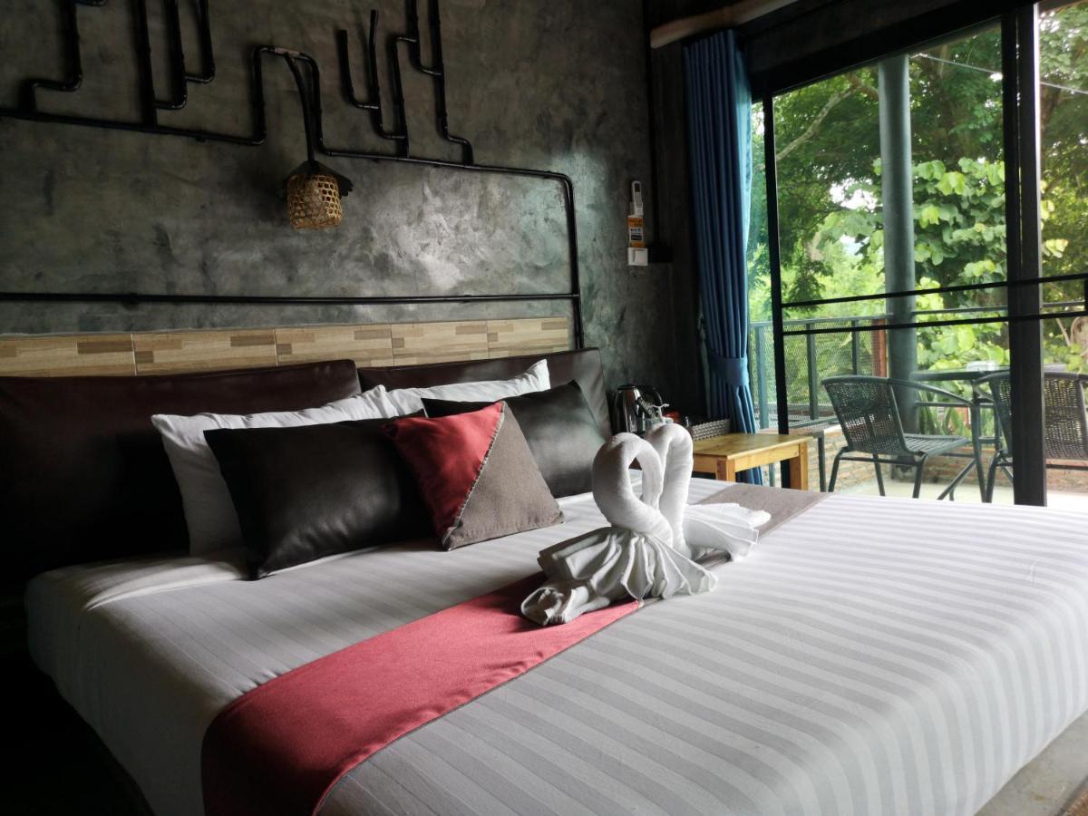 Keeree Loft Resort Thong Pha Phum Exteriér fotografie