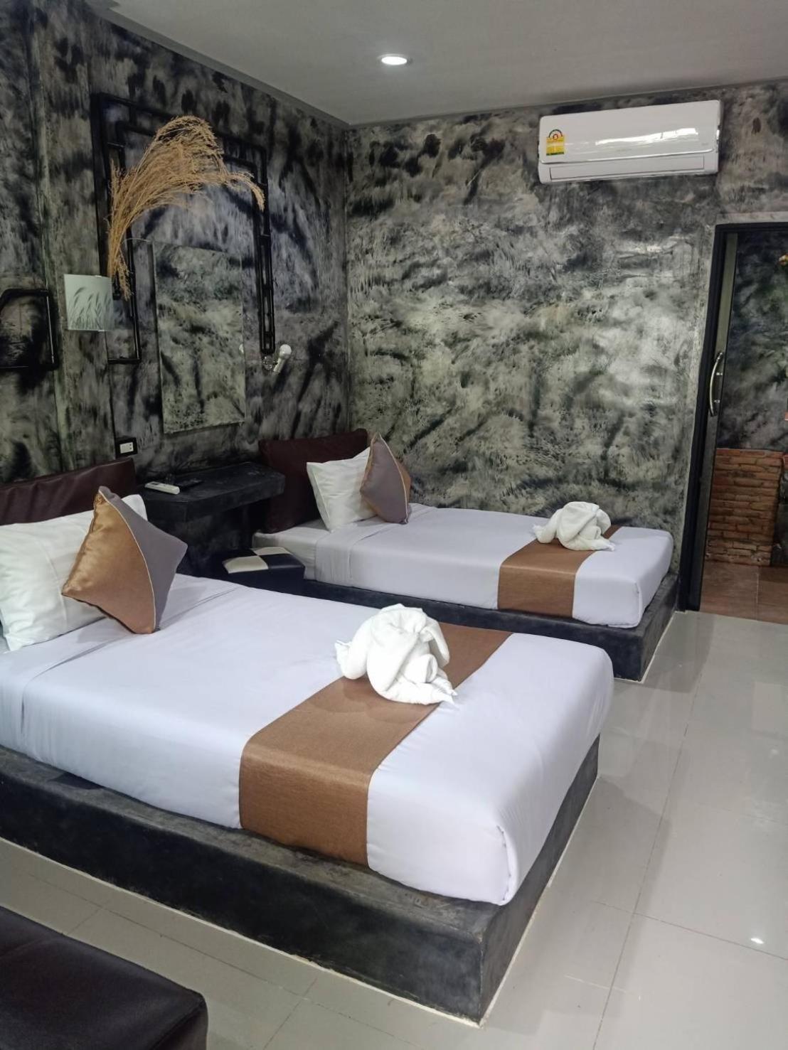 Keeree Loft Resort Thong Pha Phum Exteriér fotografie