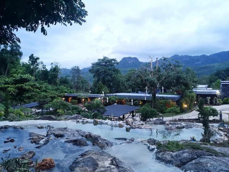 Keeree Loft Resort Thong Pha Phum Exteriér fotografie