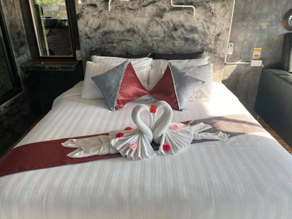 Keeree Loft Resort Thong Pha Phum Exteriér fotografie