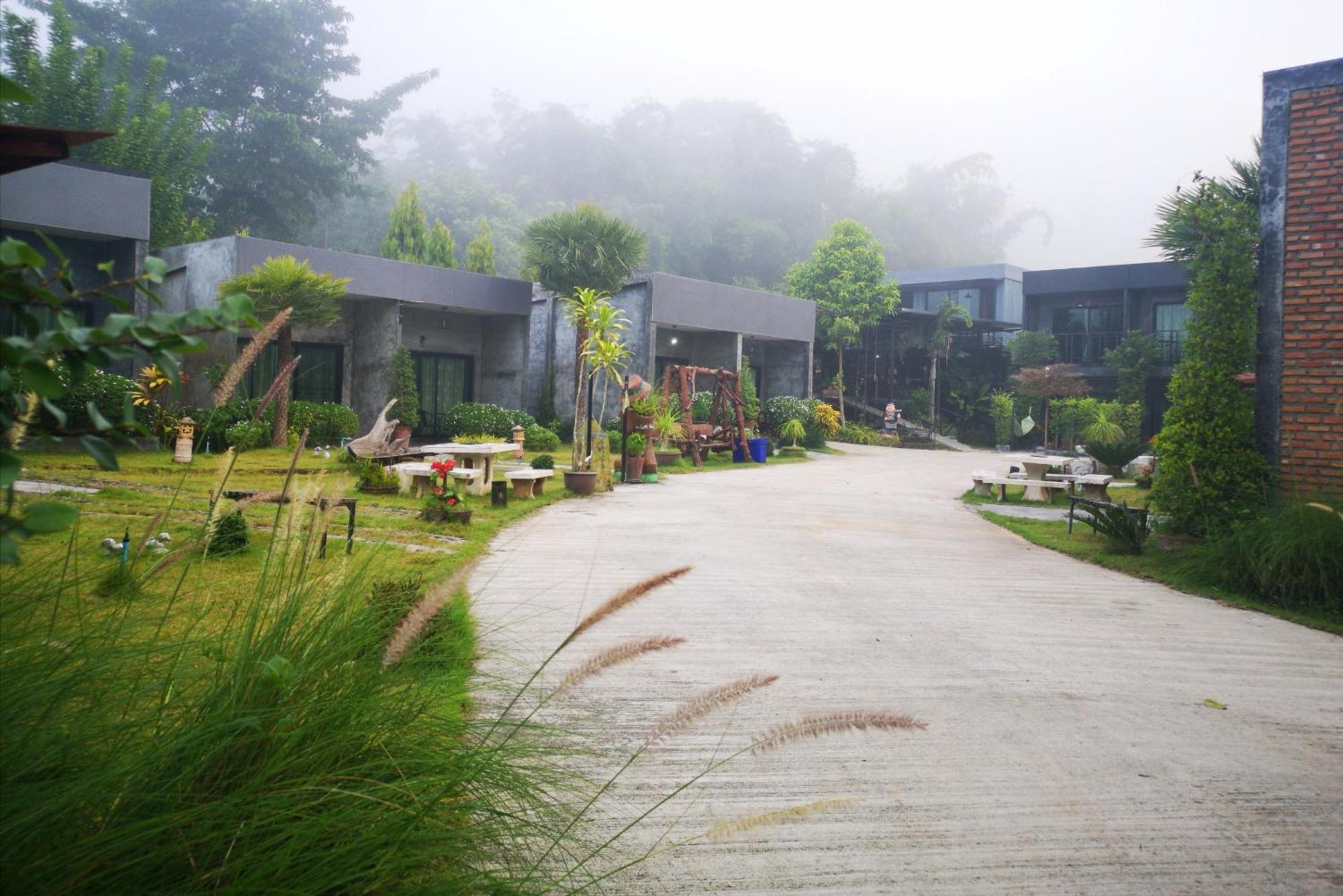 Keeree Loft Resort Thong Pha Phum Exteriér fotografie