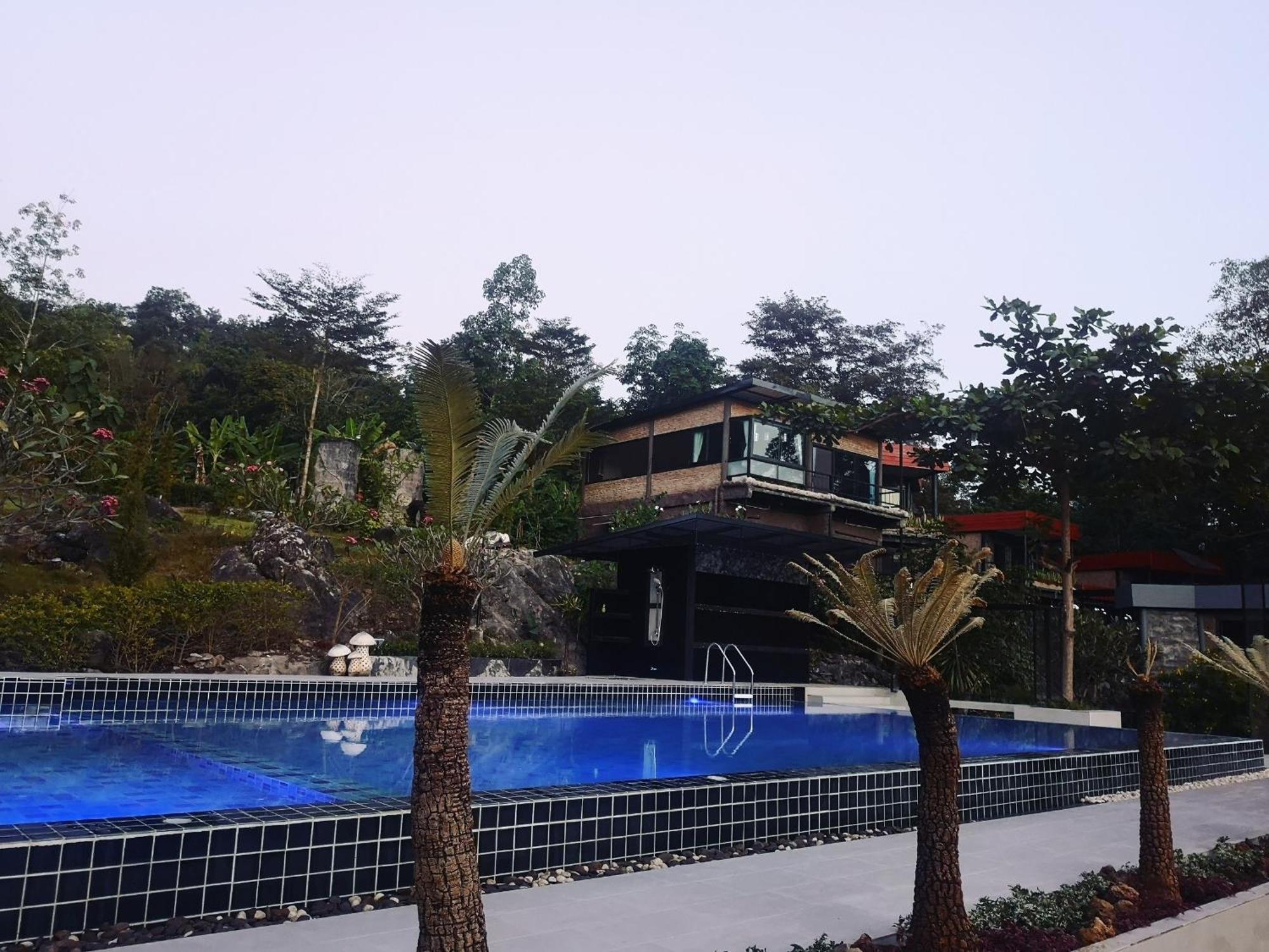 Keeree Loft Resort Thong Pha Phum Exteriér fotografie