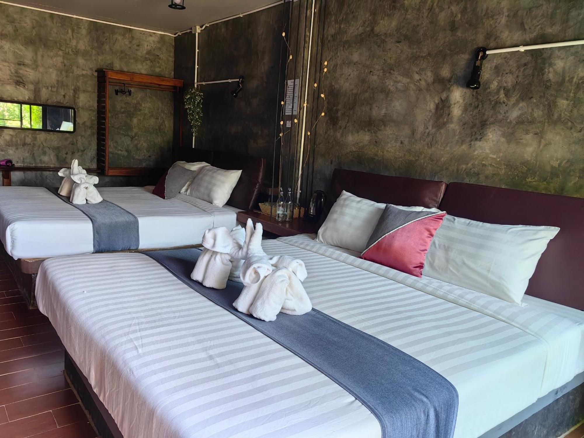 Keeree Loft Resort Thong Pha Phum Exteriér fotografie