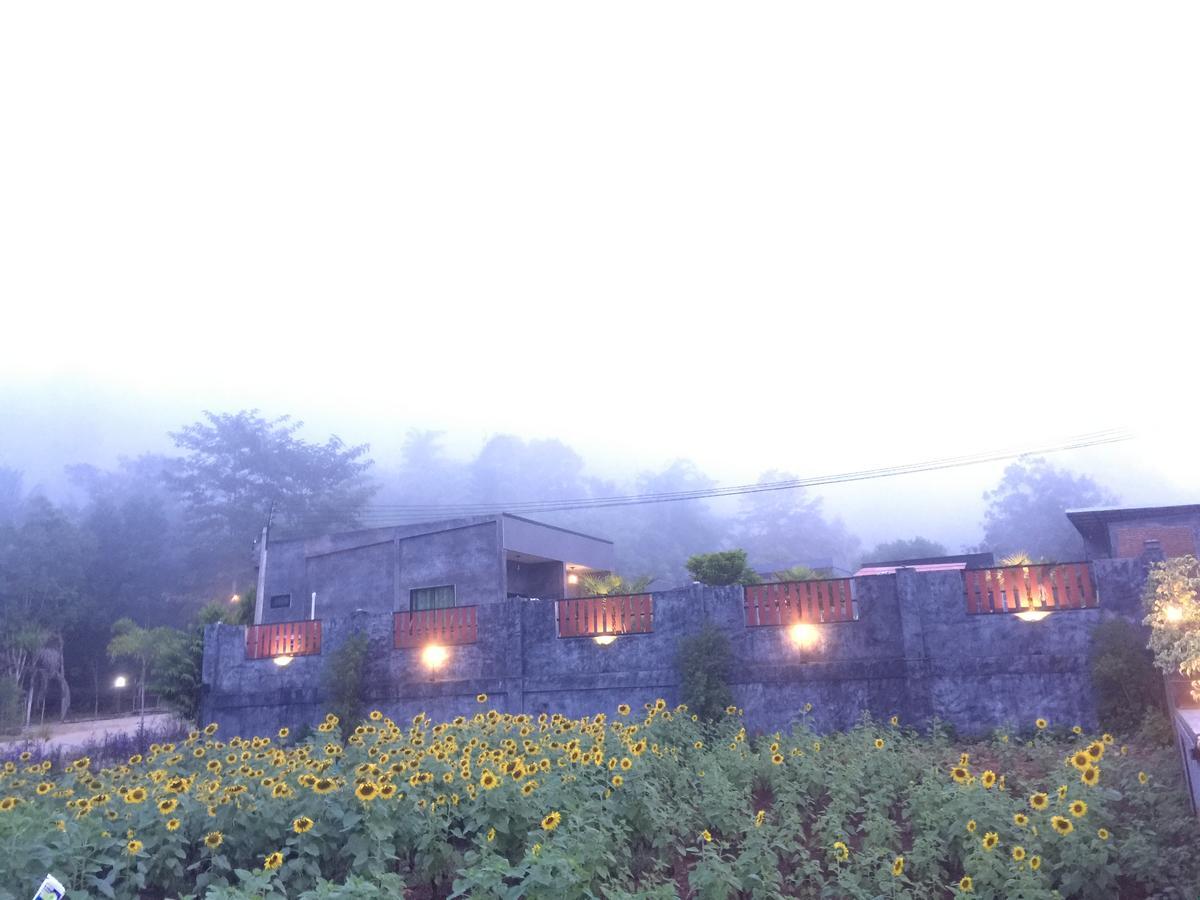 Keeree Loft Resort Thong Pha Phum Exteriér fotografie